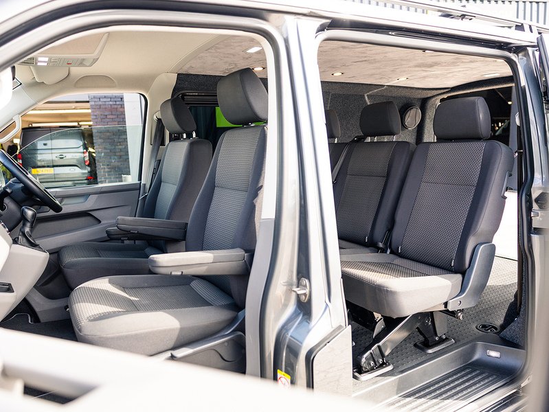 Volkswagen 2.0 TDI T32 Highline Kombi Double Cab 5dr Diesel DSG FWD SWB Euro 6 (s/s) (150 ps)