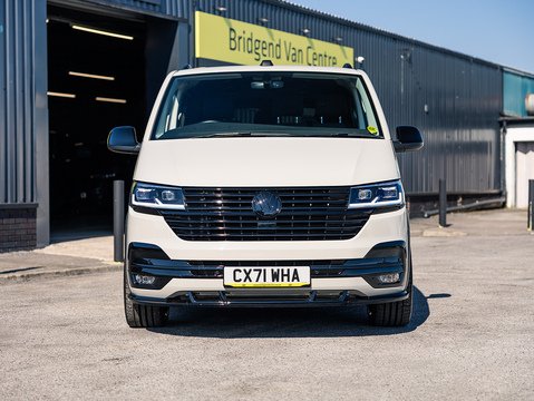2.0 BiTDI T30 Highline Panel Van 5dr Diesel DSG FWD SWB Euro 6 (s/s) (204 ps)