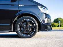 Volkswagen Transporter T6 T32 2.0 BiTDI 204 BHP Highline 5 Seat Kombi SWB Euro 6 Diesel 7 Speed DSG Automatic Van