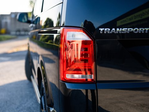 2.0 BiTDI T32 BlueMotion Tech Highline Kombi Double Cab 5dr Diesel DSG FWD SWB Euro 6 (s/s) (204 ps)