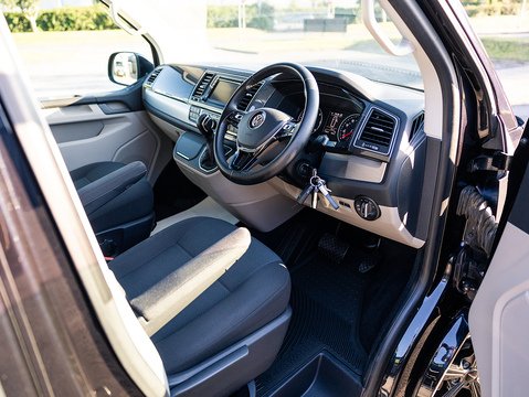 2.0 BiTDI T32 BlueMotion Tech Highline Kombi Double Cab 5dr Diesel DSG FWD SWB Euro 6 (s/s) (204 ps)
