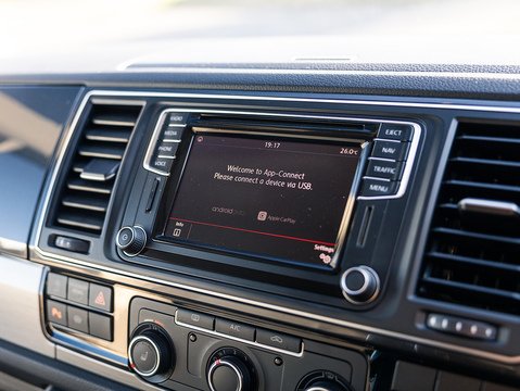 2.0 BiTDI T32 BlueMotion Tech Highline Kombi Double Cab 5dr Diesel DSG FWD SWB Euro 6 (s/s) (204 ps)