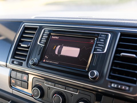 2.0 BiTDI T32 BlueMotion Tech Highline Kombi Double Cab 5dr Diesel DSG FWD SWB Euro 6 (s/s) (204 ps)