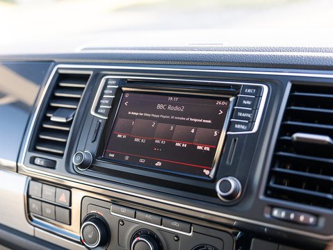 2.0 BiTDI T32 BlueMotion Tech Highline Kombi Double Cab 5dr Diesel DSG FWD SWB Euro 6 (s/s) (204 ps)