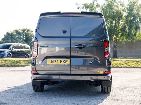 2.0 320 EcoBlue Limited Crew Van Double Cab 5dr Diesel Auto L2 H1 Euro 6 (s/s) (170 ps)