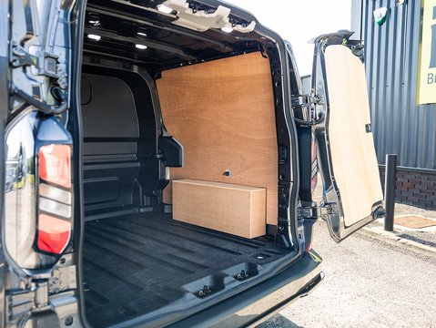 2.0 320 EcoBlue Limited Crew Van Double Cab 5dr Diesel Auto L2 H1 Euro 6 (s/s) (170 ps)