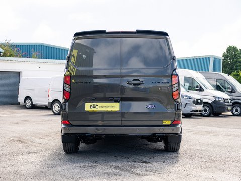 2.0 320 EcoBlue Limited Panel Van 5dr Diesel Auto L1 H1 Euro 6 (s/s) (136 ps)
