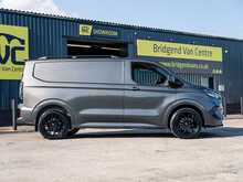 Ford Transit Custom SIgnature 280 2.0 EcoBlue 136 BHP Limited L1 SWB 6-Speed Manual Panel Van