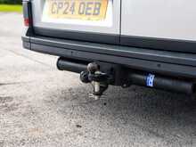 Volkswagen Crafter CR35 2.0 TDI 140 BHP Commerce MWB High Roof Euro 6 Diesel 6 Speed Manual Van