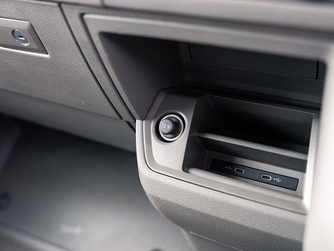 2.0 TDI CR35 Commerce Panel Van 5dr Diesel Manual FWD MWB High Roof Euro 6 (s/s) (140 ps)