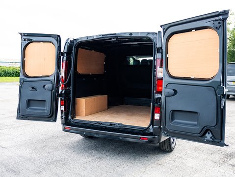 2.0 dCi Blue LL30 Sport+ Crew Van Double Cab 6dr Diesel EDC L2 H1 Euro 6 (s/s) (170 ps)