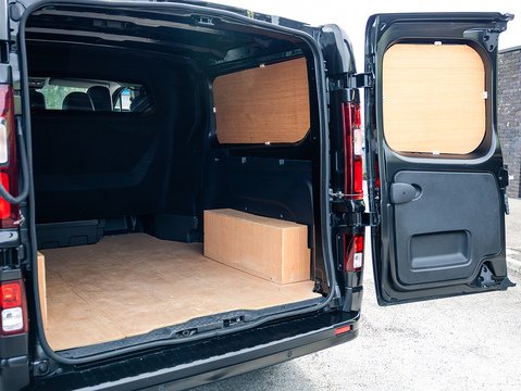 2.0 dCi Blue LL30 Sport+ Crew Van Double Cab 6dr Diesel EDC L2 H1 Euro 6 (s/s) (170 ps)