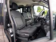 Renault Trafic LL30 2.0 dCi Blue 170 BHP Sport+ Crew Van L2 H1 Euro 6 Diesel EDC Automatic
