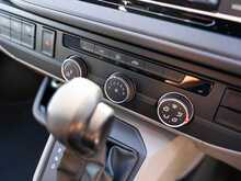Volkswagen Transporter T6.1 T32 Highline Kombi 2.0 TDI 150PS DSG SWB with 5 Seats
