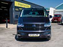 Volkswagen Transporter T6.1 T32 Highline Kombi 2.0 TDI 150PS DSG SWB with 5 Seats