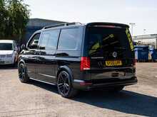 Volkswagen Transporter T6.1 T32 Highline Kombi 2.0 TDI 150PS DSG SWB with 5 Seats