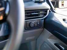 Ford Transit Custom Signature 320 2.0 EcoBlue 136 BHP L2 LWB Limited 6 Seat Factory Doublecab Euro 6 Diesel Automatic Van
