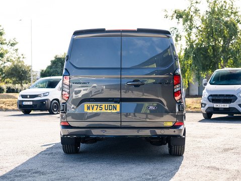 2.0 320 EcoBlue Limited Crew Van Double Cab 5dr Diesel Auto L2 H1 Euro 6 (s/s) (136 ps)