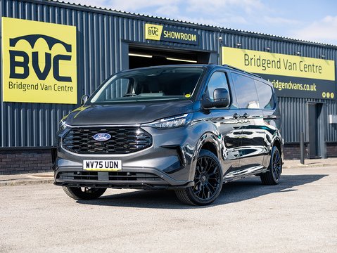 2.0 320 EcoBlue Limited Crew Van Double Cab 5dr Diesel Auto L2 H1 Euro 6 (s/s) (136 ps)