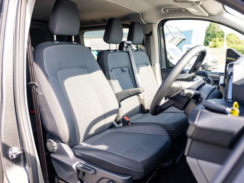 2.0 320 EcoBlue Limited Crew Van Double Cab 5dr Diesel Auto L2 H1 Euro 6 (s/s) (136 ps)