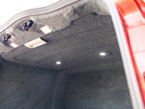 2.5 320 Duratec 11.8kWh Limited Crew Van 5dr Petrol Plug-in Hybrid Auto L1 Euro 6 (232 ps)