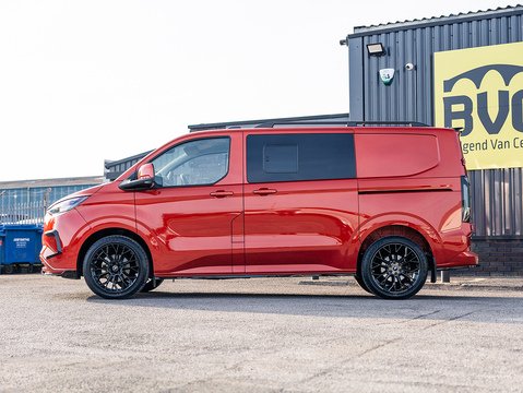 2.5 320 Duratec 11.8kWh Limited Crew Van 5dr Petrol Plug-in Hybrid Auto L1 Euro 6 (232 ps)