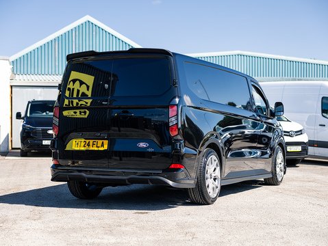 2.0 300 EcoBlue Limited Panel Van 5dr Diesel Auto L2 H1 Euro 6 (s/s) (136 ps)
