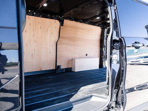 2.0 300 EcoBlue Limited Panel Van 5dr Diesel Auto L2 H1 Euro 6 (s/s) (136 ps)