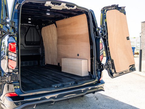 2.0 300 EcoBlue Limited Panel Van 5dr Diesel Auto L2 H1 Euro 6 (s/s) (136 ps)