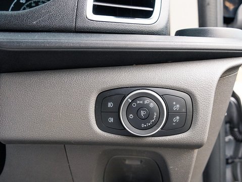 2.0 280 EcoBlue Limited Panel Van 5dr Diesel Manual L1 H1 Euro 6 (s/s) (130 ps)