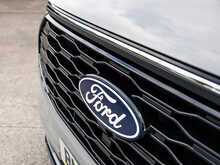 Ford Transit Custom Signature 320 2.5 Duratec 232 BHP PHEV L2 LWB Limited 6 Seat Doublecab Hybrid Petrol Automatic Van