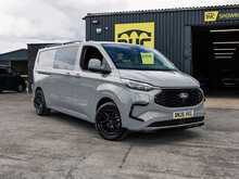 Ford Transit Custom Signature 320 2.5 Duratec 232 BHP PHEV L2 LWB Limited 6 Seat Doublecab Hybrid Petrol Automatic Van