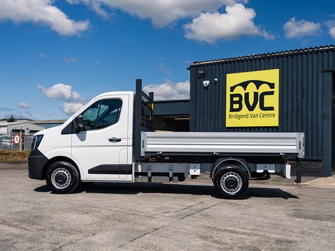 MWB FWD ML35 2.0 dCi 150 BHP Advance Euro 6 Diesel 6 Speed Manual TGS Aluminium Tipper