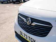 Vauxhall Combo 1.5 Turbo D 2300 Pro Panel Van 6dr Diesel Manual L2 H1 Euro 6 (s/s) (100 ps)