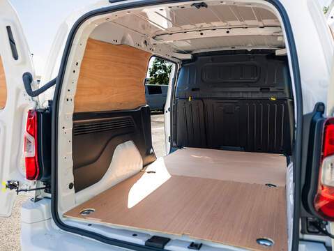 1.5 Turbo D 2300 Pro Panel Van 6dr Diesel Manual L2 H1 Euro 6 (s/s) (100 ps)