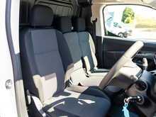Vauxhall Combo 1.5 Turbo D 2300 Pro Panel Van 6dr Diesel Manual L2 H1 Euro 6 (s/s) (100 ps)