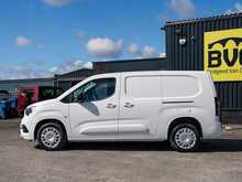 Vauxhall Combo 1.5 Turbo D 2300 Pro Panel Van 6dr Diesel Manual L2 H1 Euro 6 (s/s) (100 ps)