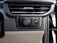 Ford Transit Custom 280 2.0 EcoBlue Limited Panel Van 5dr Diesel Manual L1 Euro 6 (s/s) (136 ps)