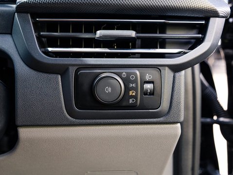 2.0 280 EcoBlue Limited Panel Van 5dr Diesel Manual L1 H1 Euro 6 (s/s) (136 ps)