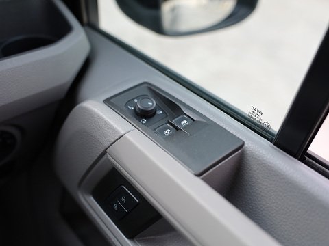 2.0 TDI CR35 Trendline Panel Van 5dr Diesel Automatic FWD MWB Euro 6 (s/s) (140 ps)