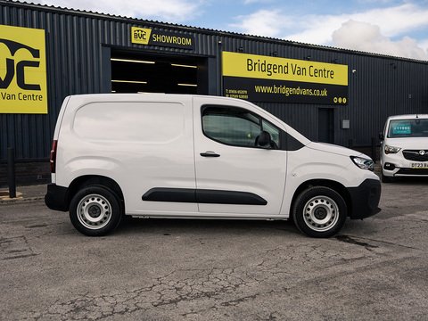 1.5 BlueHDi 1000 Professional Standard Panel Van 5dr Diesel Manual SWB Euro 6 (s/s) (100 ps)