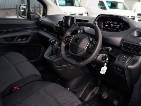 1.5 BlueHDi 1000 Professional Standard Panel Van 5dr Diesel Manual SWB Euro 6 (s/s) (100 ps)