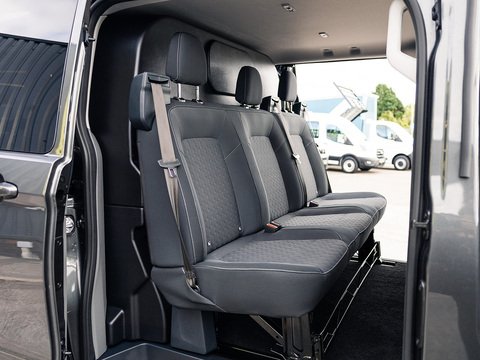 2.0 320 EcoBlue Limited Crew Van Double Cab 5dr Diesel Auto L2 H1 Euro 6 (s/s) (170 ps)
