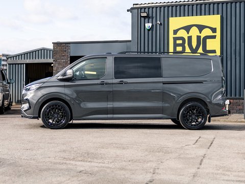 2.0 320 EcoBlue Limited Crew Van Double Cab 5dr Diesel Auto L2 H1 Euro 6 (s/s) (170 ps)