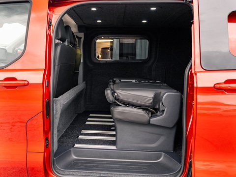 2.0 280 EcoBlue Limited Panel Van 5dr Diesel Auto L1 H1 Euro 6 (s/s) (136 ps)