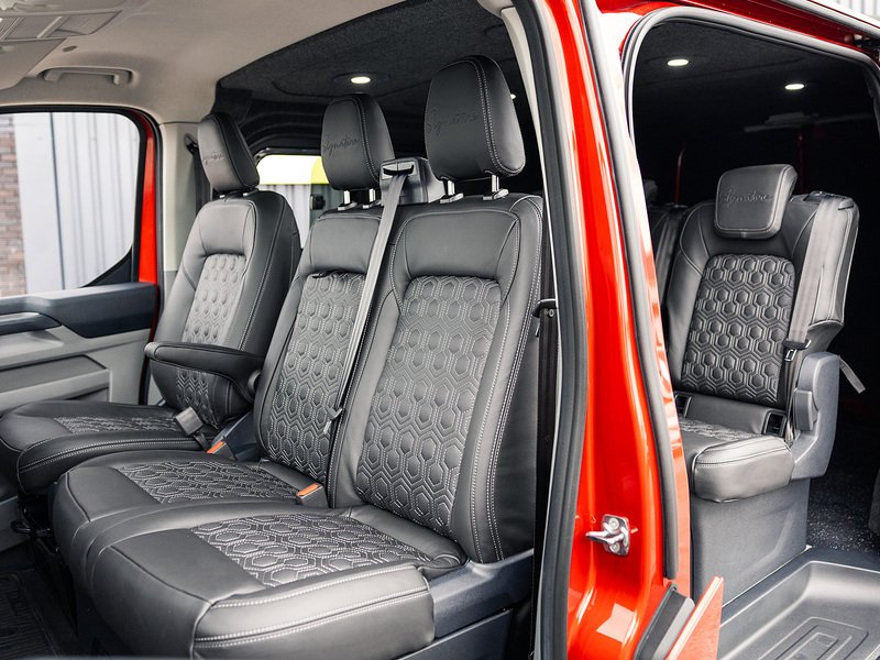 Ford 2.0 280 EcoBlue Limited Panel Van 5dr Diesel Auto L1 H1 Euro 6 (s/s) (136 ps)