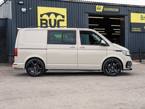 2.0 TDI T32 Highline Kombi Double Cab 5dr Diesel DSG FWD SWB Euro 6 (s/s) (150 ps)