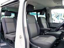 2020 Volkswagen Transporter T6.1 T32 Highline 2.0 TDI 150PS DSG SWB 5 Seat Kombi Euro 6 Diesel Automatic Van