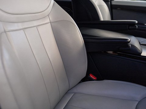 3.0 D300 MHEV Dynamic SE SUV 5dr Diesel Auto 4WD Euro 6 (s/s) (300 ps)