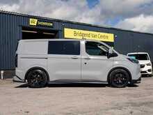 Ford Transit Custom LV-RF 320 2.5 Duratec 232 BHP PHEV L1 SWB Limited 5 Seat Doublecab Hybrid Petrol Automatic Van